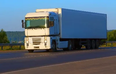 Antalya ile Merkezefendi Arası Öğrenci Eşyası Taşıma